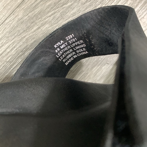 ABEO Kyla Black Leather Adjustable Strap Slip On Memory Foam Sandals size 9 - Picture 8 of 9